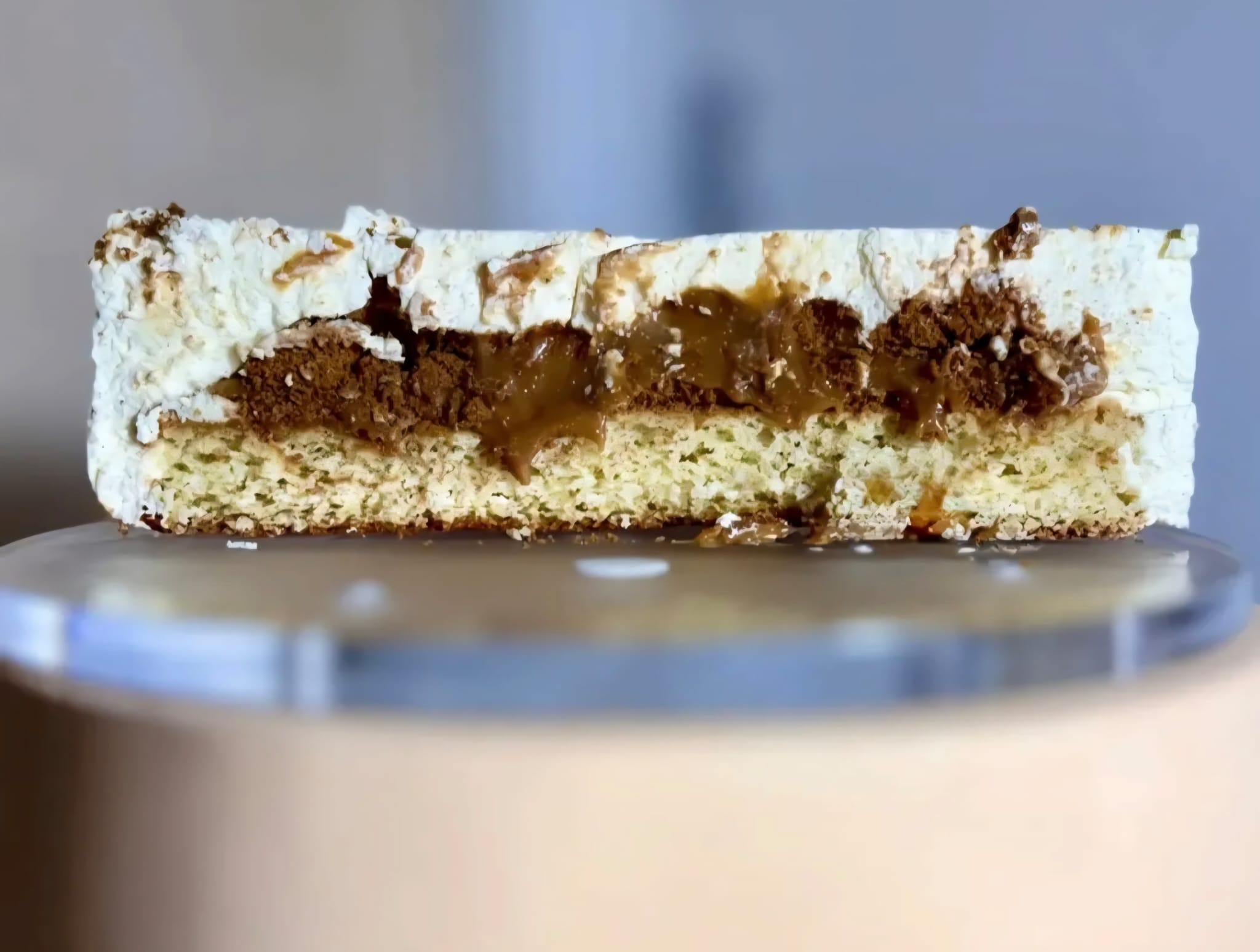 Coupe d'entremets pour wedding cake La Cour Sucrée — textures et étages